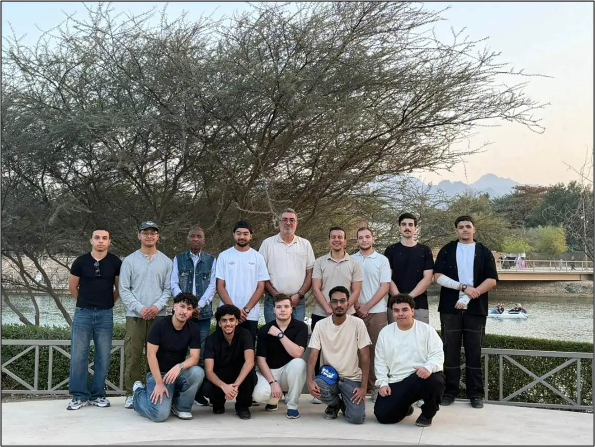 Hatta Trip: Branch members in the mountains